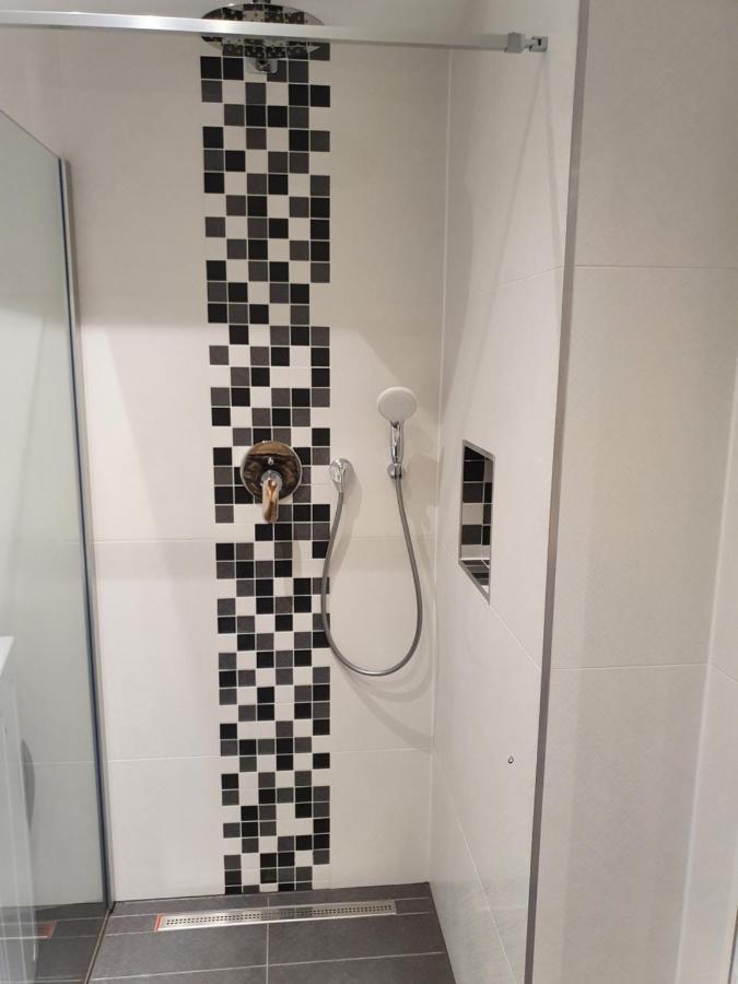 Smarte Dachgeschosswohnung Mit 2 Terrassen Direkt Am Hauptbahnhof Βιέννη Εξωτερικό φωτογραφία